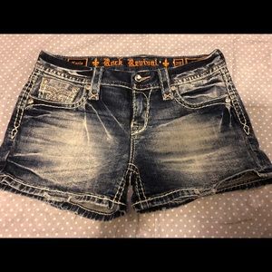 Rock Revival Shorts - Size 29